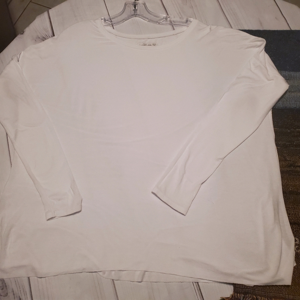 5/25 Abercrombie  Oversized White Shirt XS
